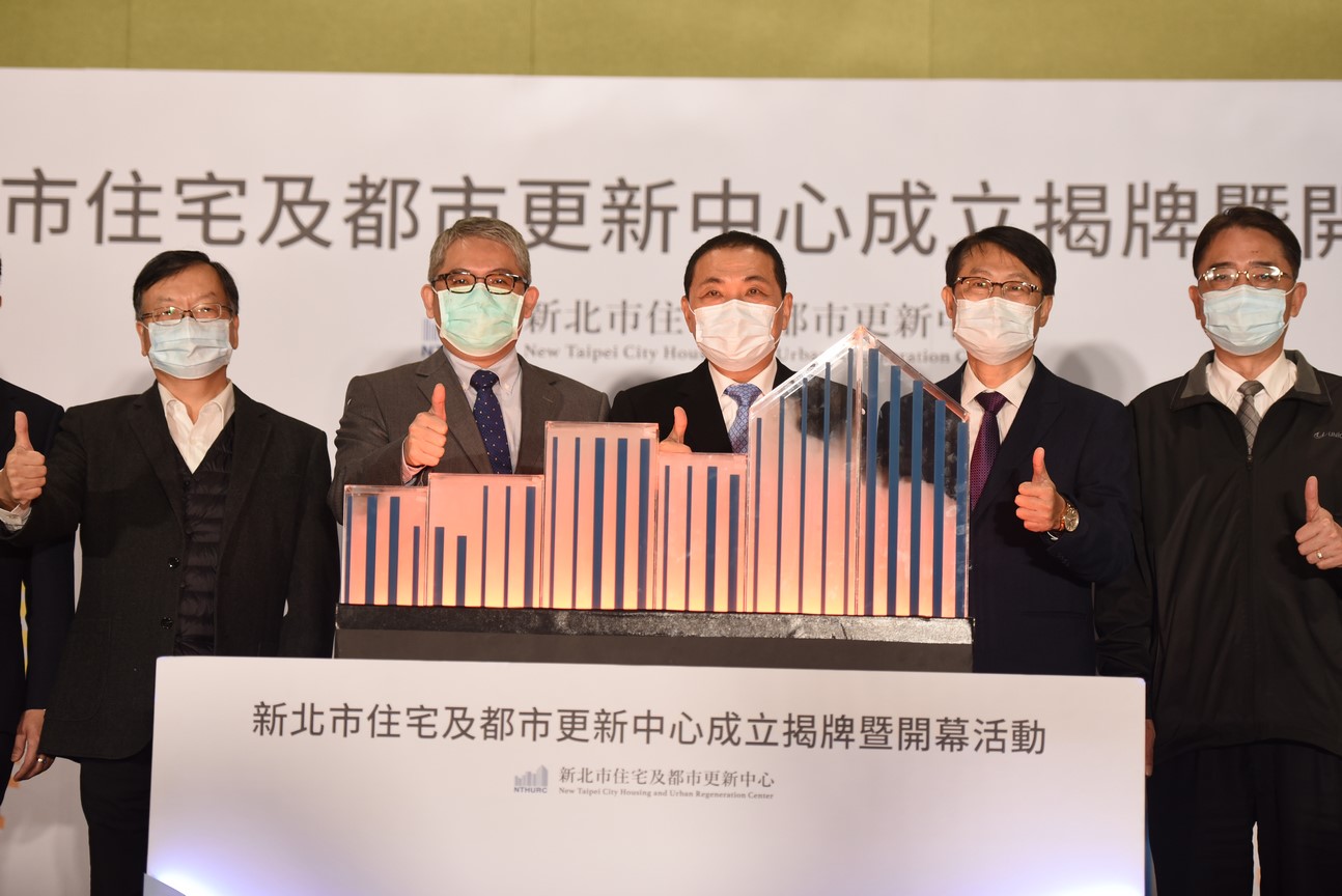 啟動儀式台(燈光+特效)